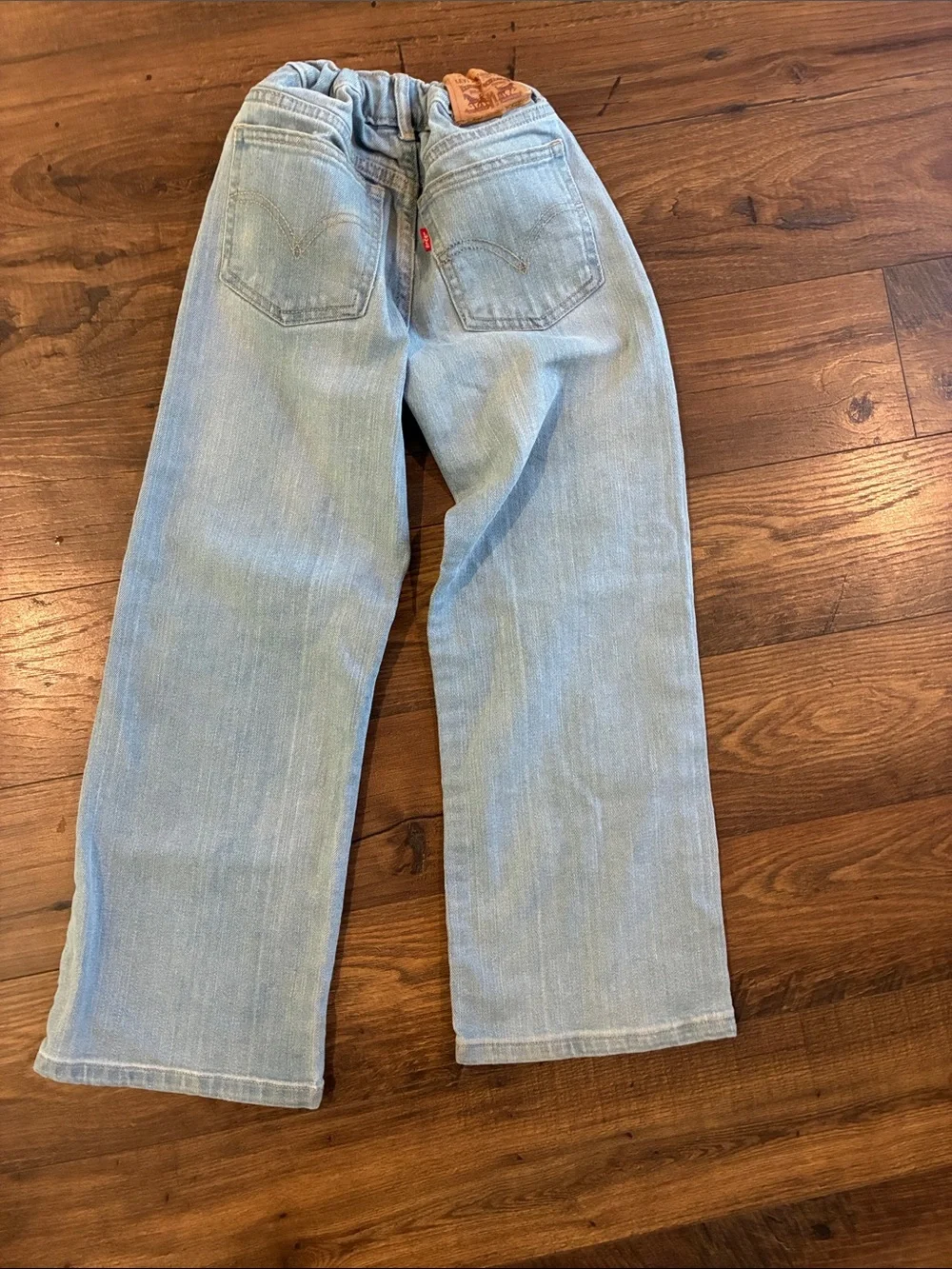 Girls Levi’s Light Wash Distressed Baggy Jeans